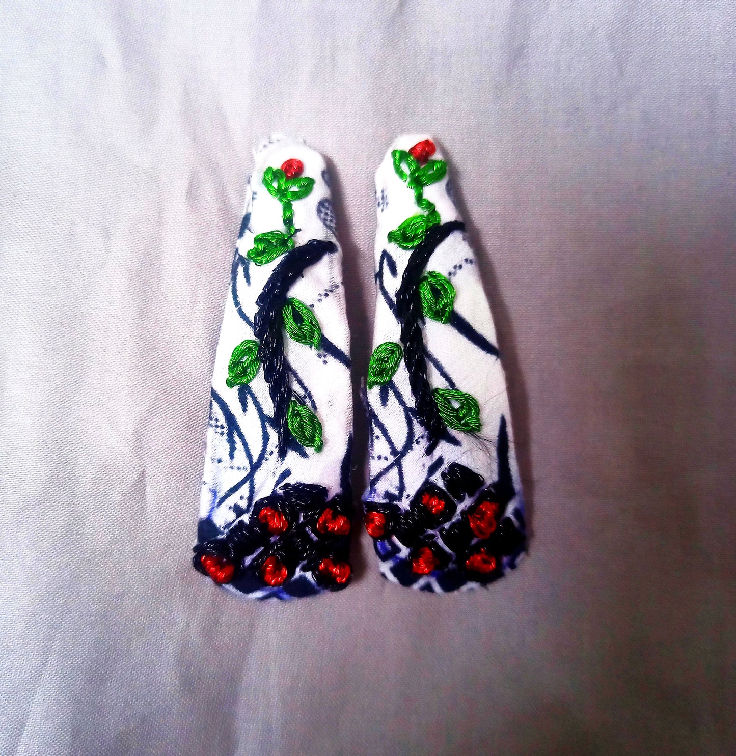 Black And White Hair Clips