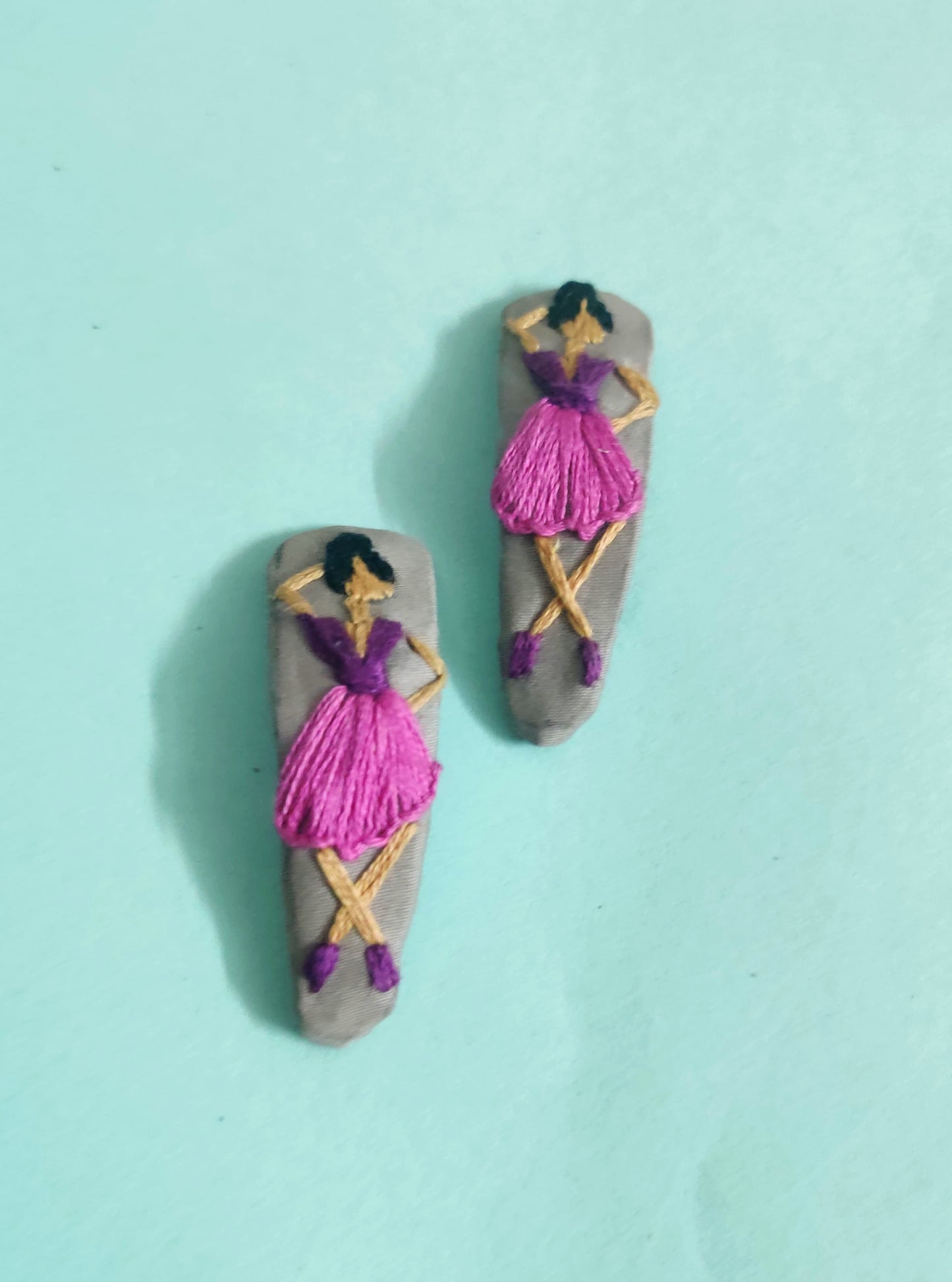 Dancing Doll TicToc Clips