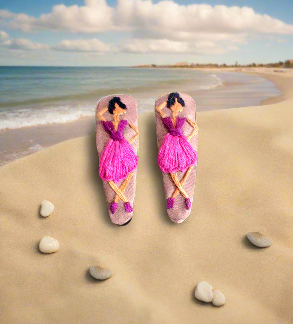 Dancing Doll TicToc Clips